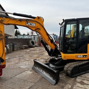 foto 6.6t offset powertilt JCB 65R1 excavator digger tracked