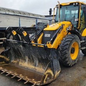 foto low hours JCB 4CX backhoe loader