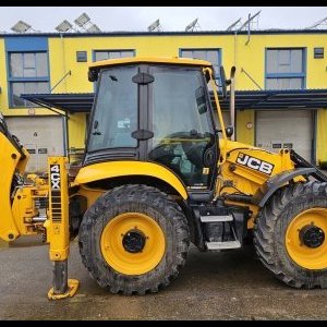 foto low hours JCB 4CX backhoe loader